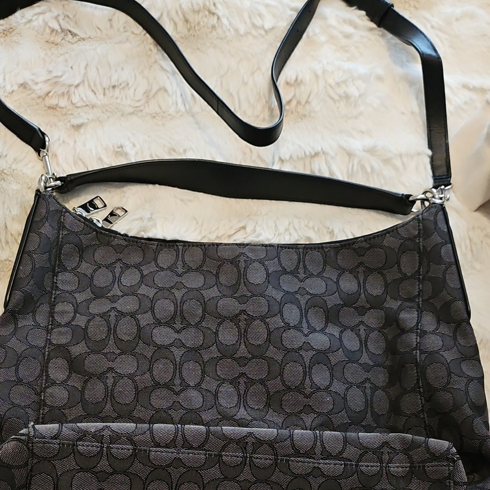 Coach Elegant Black Patterned Women's Bag